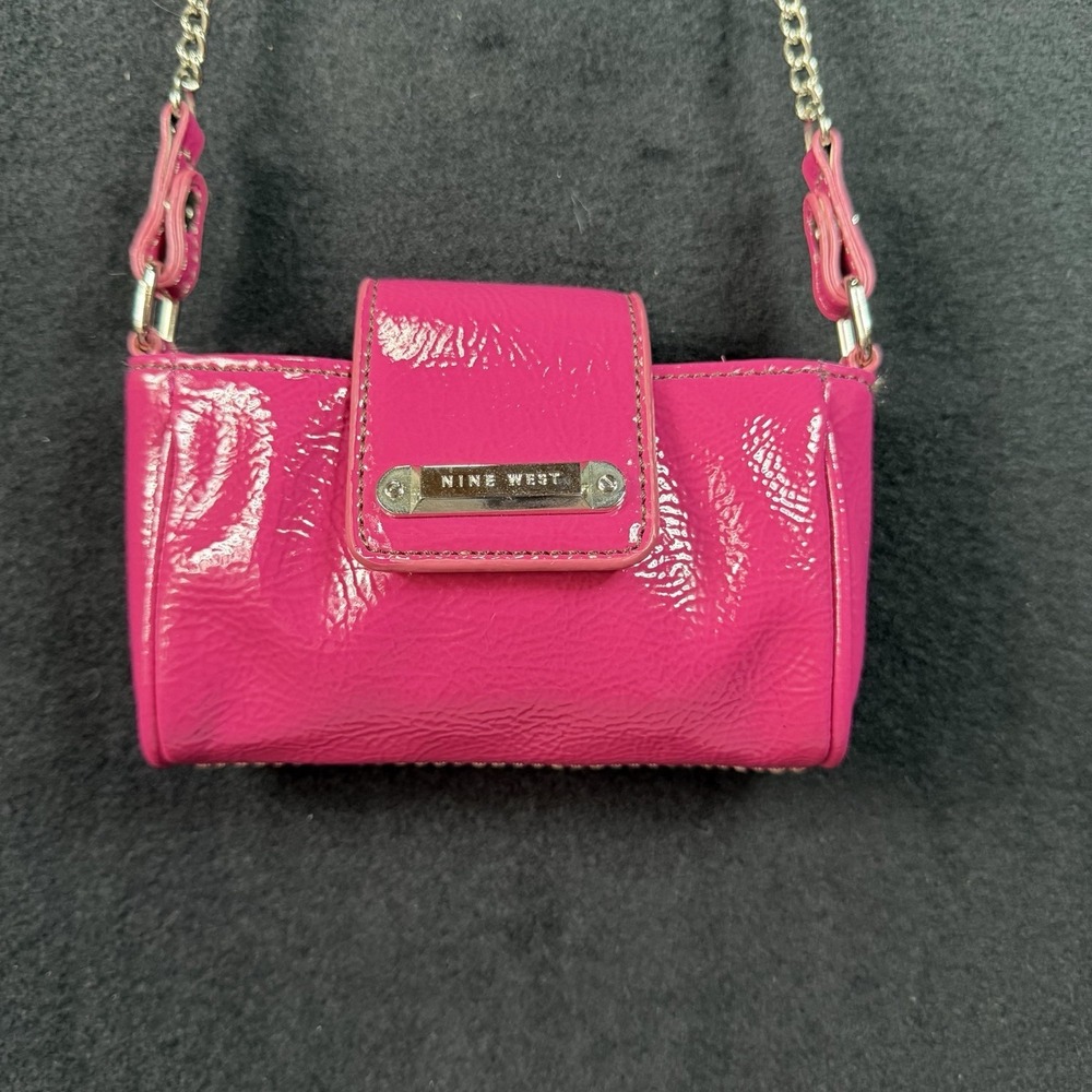 NWT Nine West Neon Pink Crossbody Chain Bag Leatherette